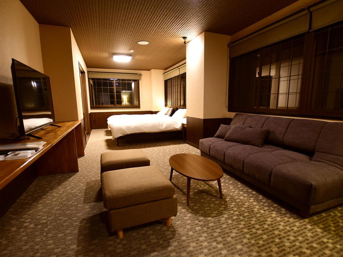 Hotel Kutsurogijyuku Shintaki Aizuwakamacu Exteriér fotografie
