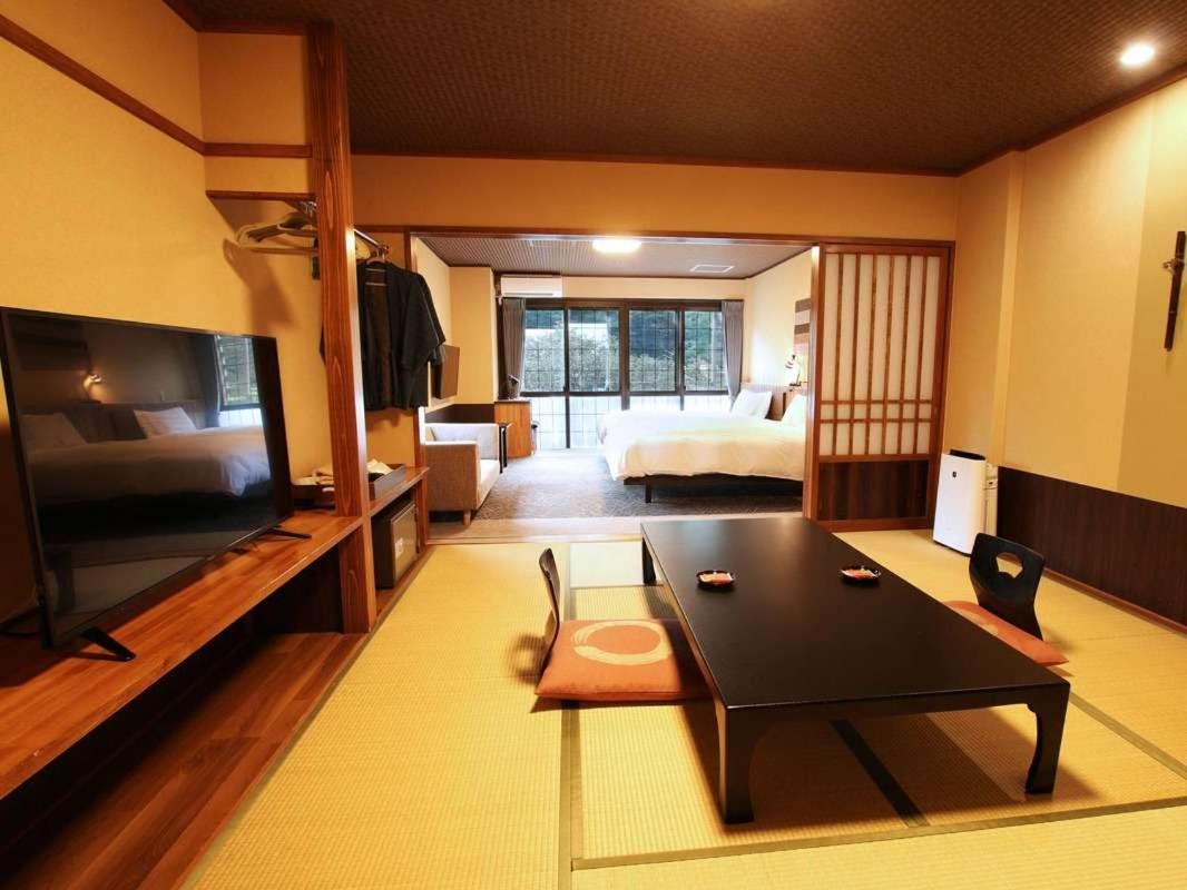 Hotel Kutsurogijyuku Shintaki Aizuwakamacu Exteriér fotografie