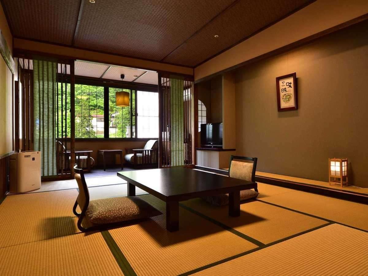 Hotel Kutsurogijyuku Shintaki Aizuwakamacu Exteriér fotografie
