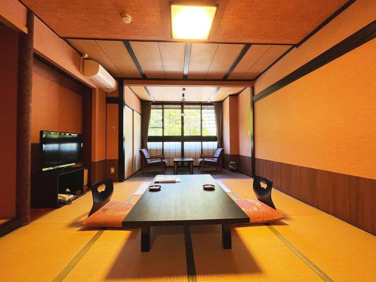 Hotel Kutsurogijyuku Shintaki Aizuwakamacu Exteriér fotografie